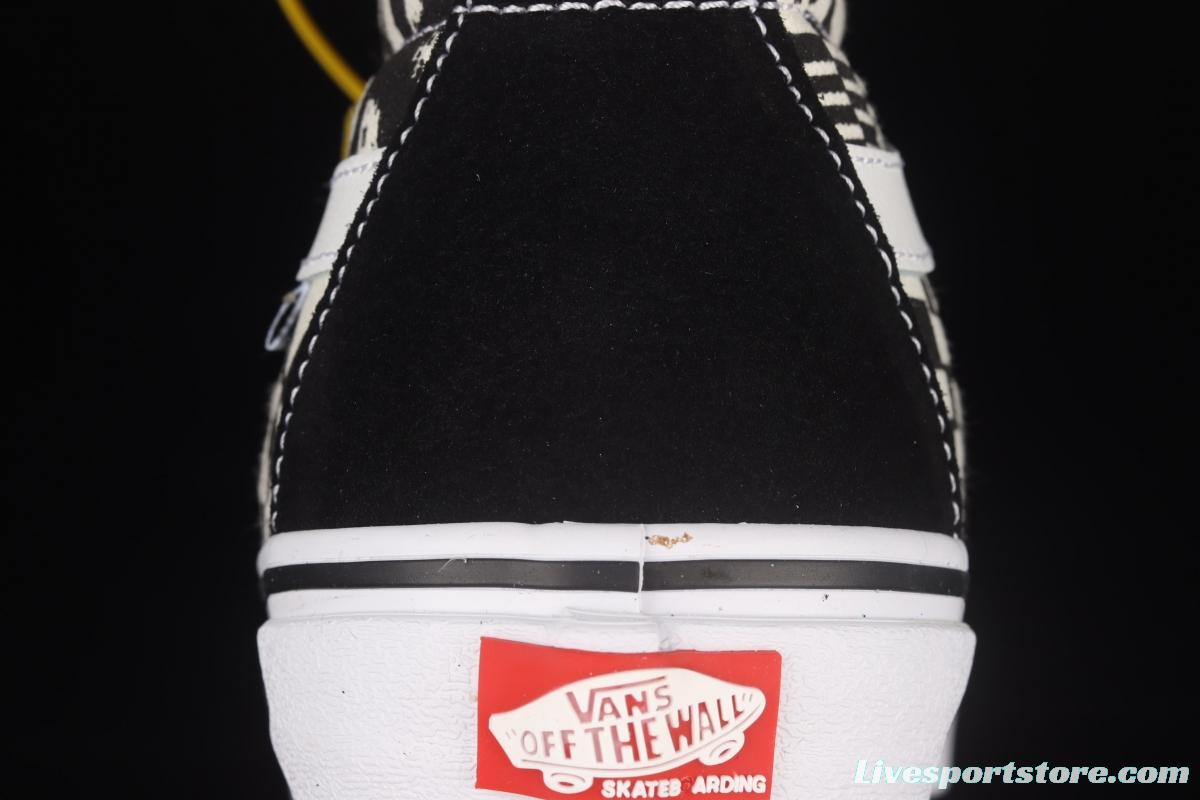 Vans Sk8-Hi black and white checkerboard lattice side stripes high-top casual board shoes VN0A5FCC9CU