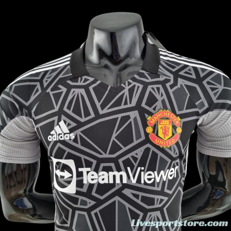 Player Version 22/23 Manchester United Black Goalkeeper